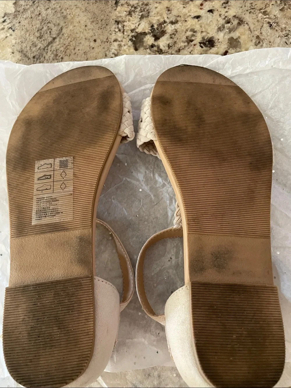 2 Girls Sandals. Size 3